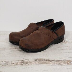 Bjorndal  Ally  Brown Leather Clog  Professional Nursing Shoe  Women's Size 9